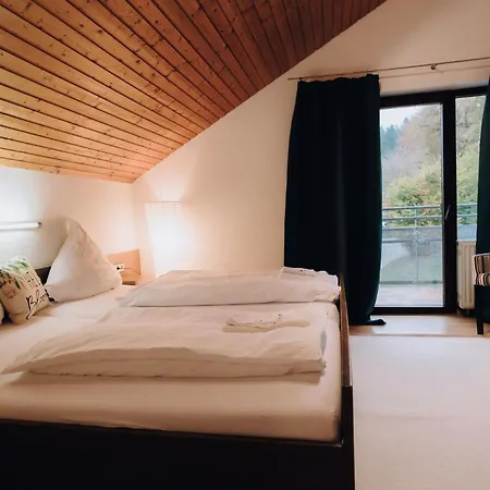 אורחן Baerenberg