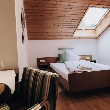 אורחן Baerenberg *